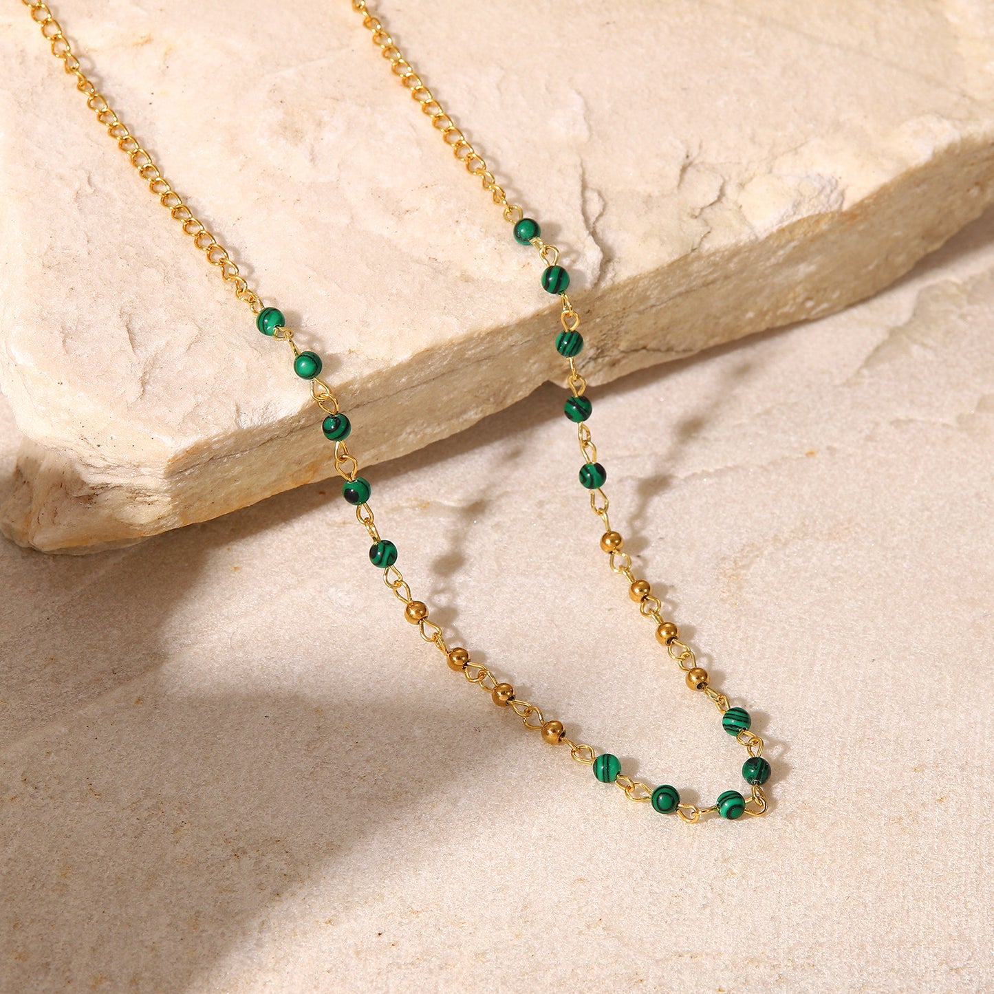 Green Turquoise Round Beads Necklace